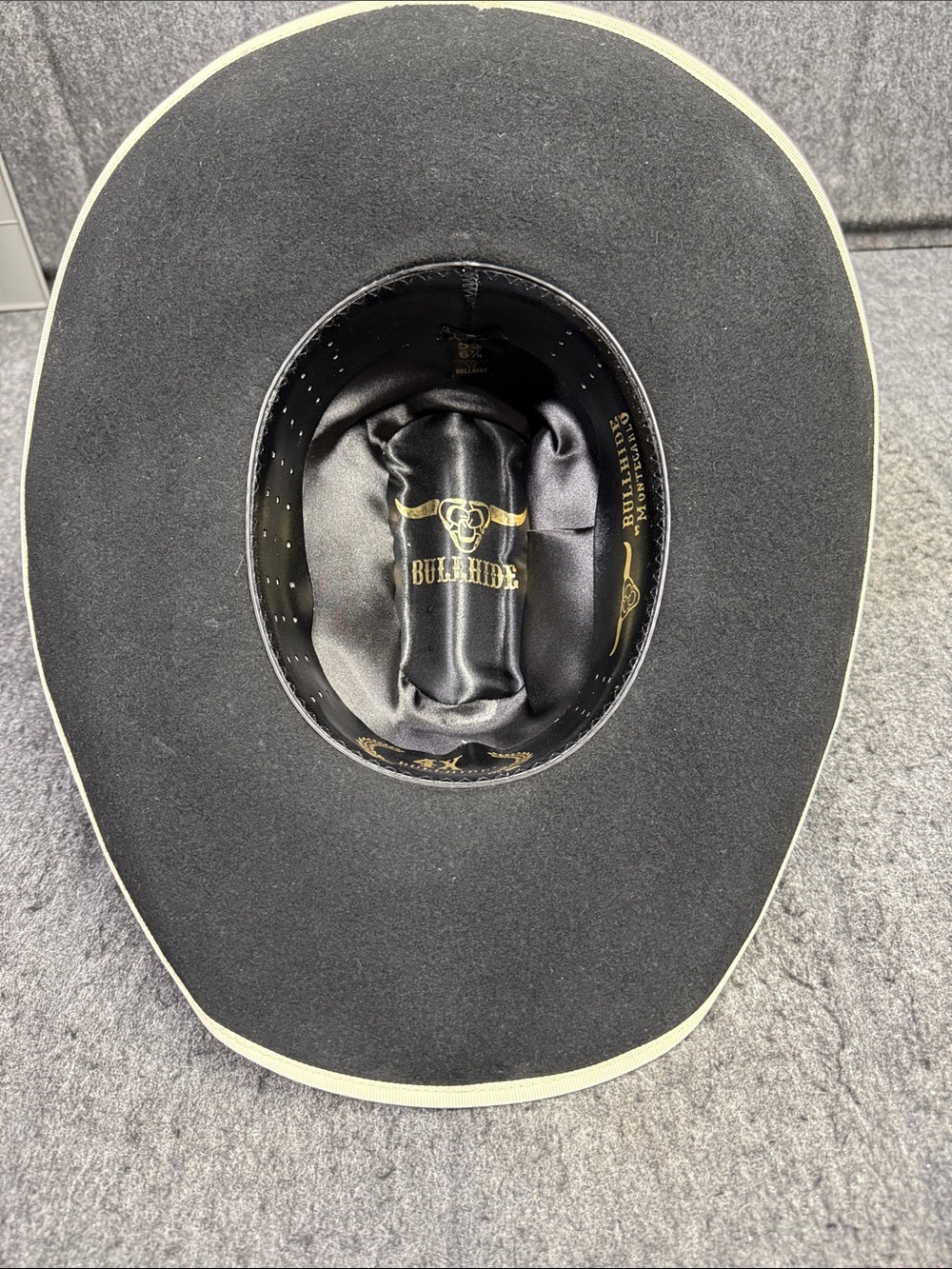 Bullhide Black Felt Western Hat with Cream Trim and Band - Picture 7 of 7